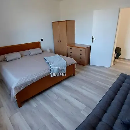 بيت للعطل Casa Perla Iridella كابوليفيري