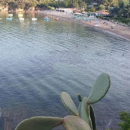 Casa Perla Iridella بيت للعطل كابوليفيري