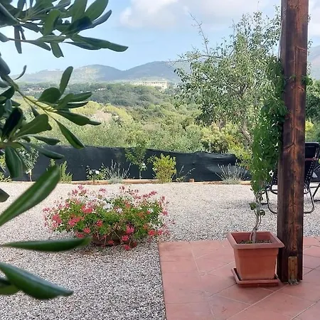 Casa Perla Iridella بيت للعطل كابوليفيري