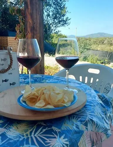 Casa Perla Iridella بيت للعطل كابوليفيري